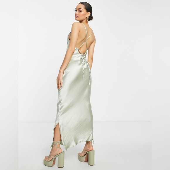 ASOS DESIGN Cream  Satin Slip Dress Size 4 - Picture 8 of 9